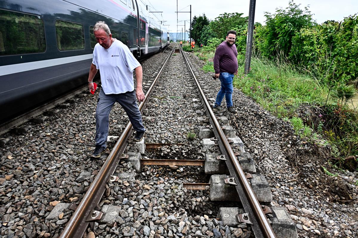 Les voies ferrées de la France en proie à l&rsquo;effondrement : une crise inacceptable