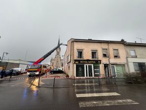Incendie meurtrier à Neuves-Maisons : quatre vies perdues dans un drame atroce