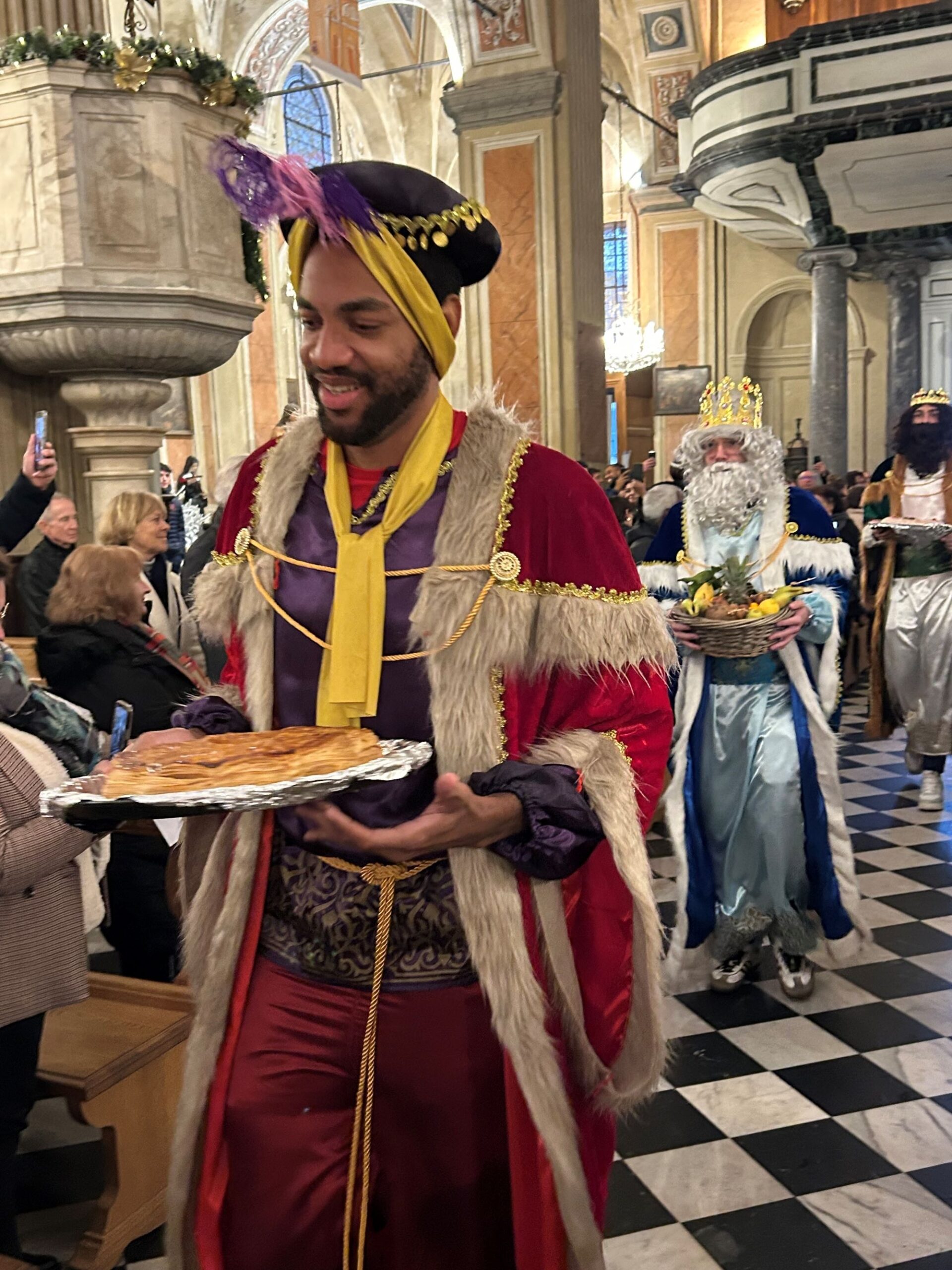 Les Rois Mages font leur entrée à Ajaccio sous une pluie battante